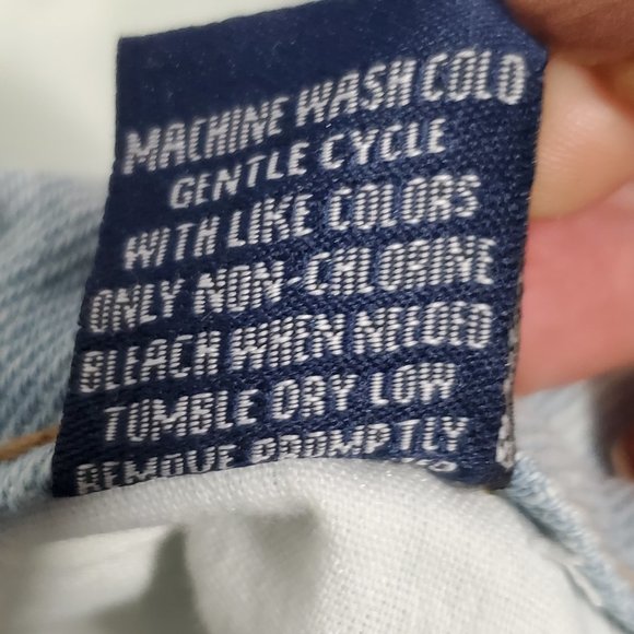 Vanilla Star Light Wash Boyfriend Super High Rise Distressed Jeans NWT W27/5 - Picture 9 of 13